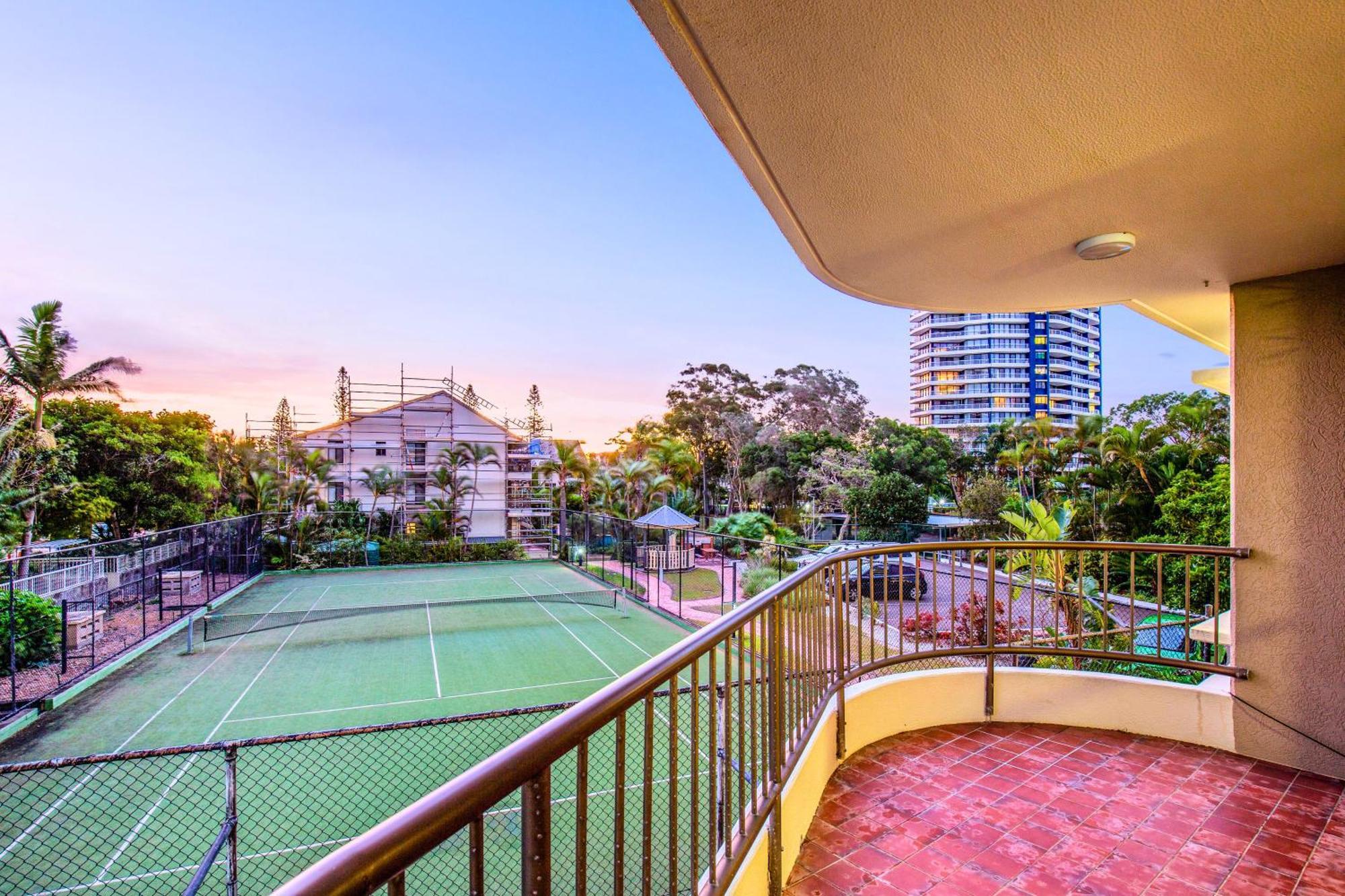 غولد كوست Broadwater Shores Waterfront Apartments المظهر الخارجي الصورة